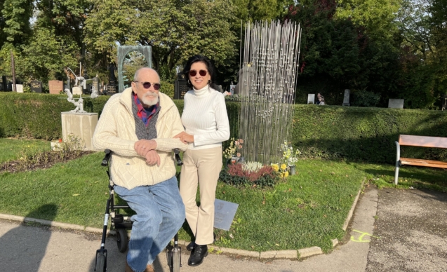 Anthony Loder mit Danielle Spera